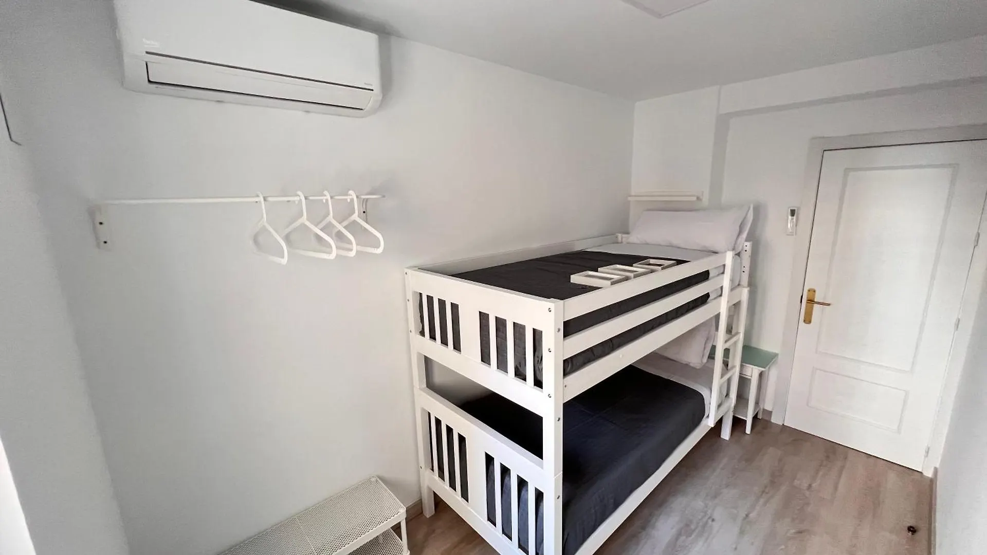 Centro Historico Parking Gratis Terraza 01 Especial 4D Apartment Malaga Spain